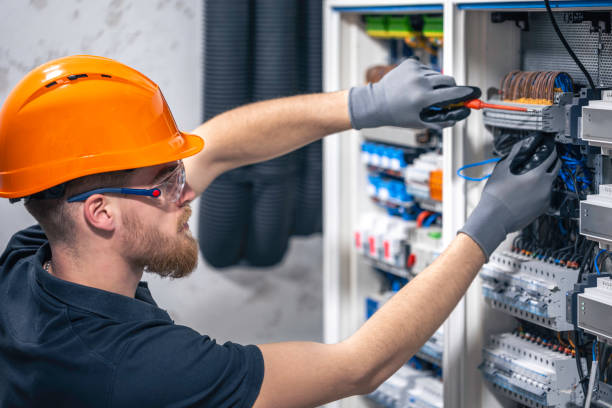 Best Electrical Contractors for Businesses  in Thompsonville, CT